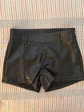 Women’s wild fable shirts size 2